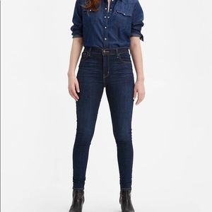 Levi’s premium 720 high rise super skinny jean